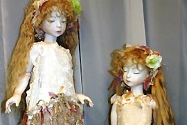 人形の専門店銀座人形館から創作人形の新着情報ガラス海作品